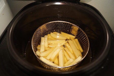 Обжарка картошки во фритюре